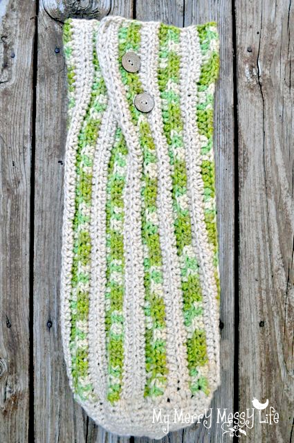 Free Crochet Pattern for a Soft, Ribbed Baby Cocoon