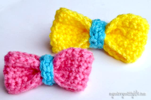 Free Crochet Bow Pattern for Headbands, Hats, Dresses and More!