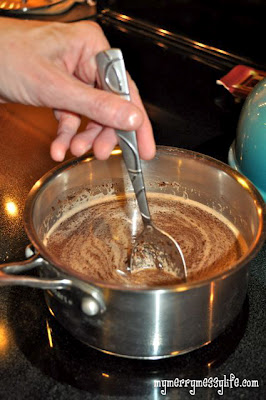 How to make easy chocolate cake icing from scratch