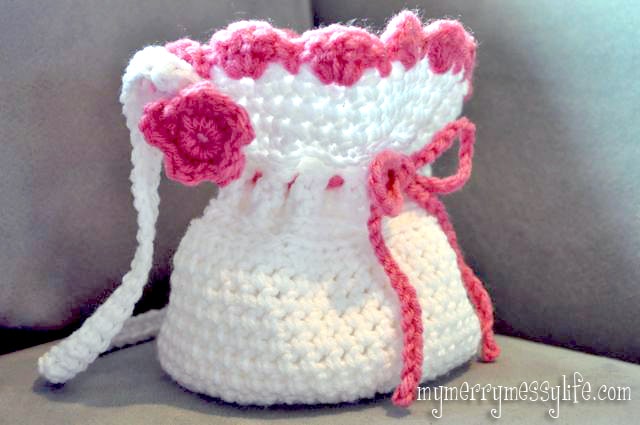 Free Crochet Girls Purse Pattern with appliqués for a Flower, Butterfly and a  Bird