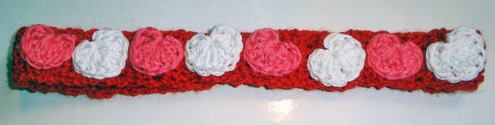 Free Crochet Pattern for a Valentine Headband