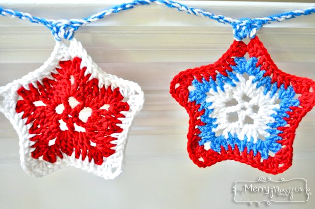 Free Crochet Lacy Star Pattern to make a Star Garland
