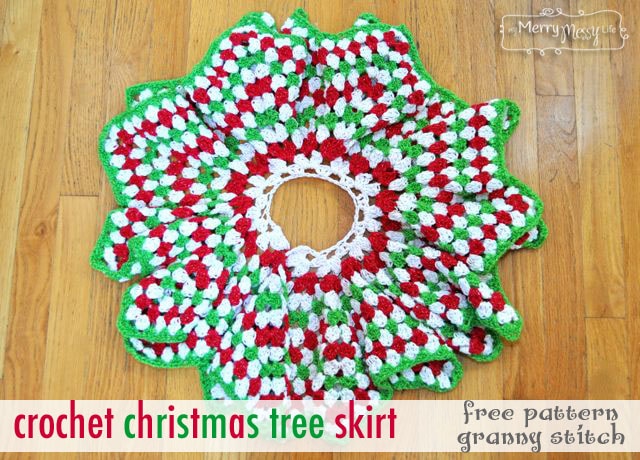 Crochet Christmas Tree Skirt - Granny Stitch Star - Free Pattern via My Merry Messy Life