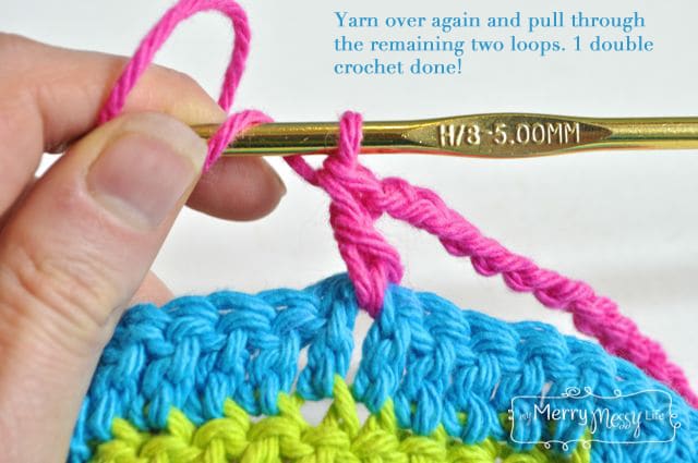 Crochet Valentine's Day Bunting - step 5 photo tutorial