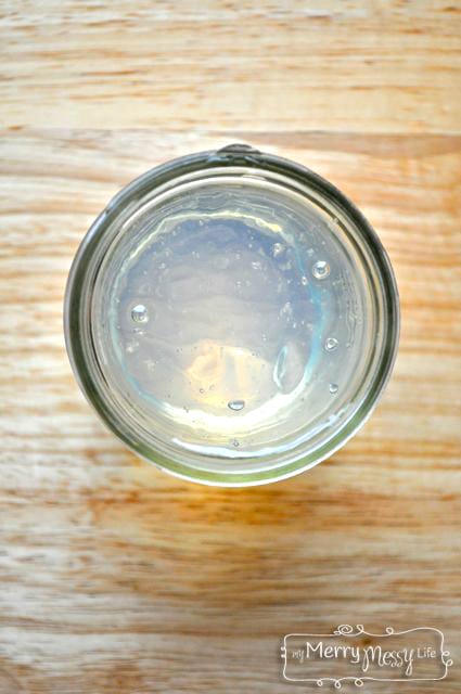 DIY Natural Gelatin Hair Gel