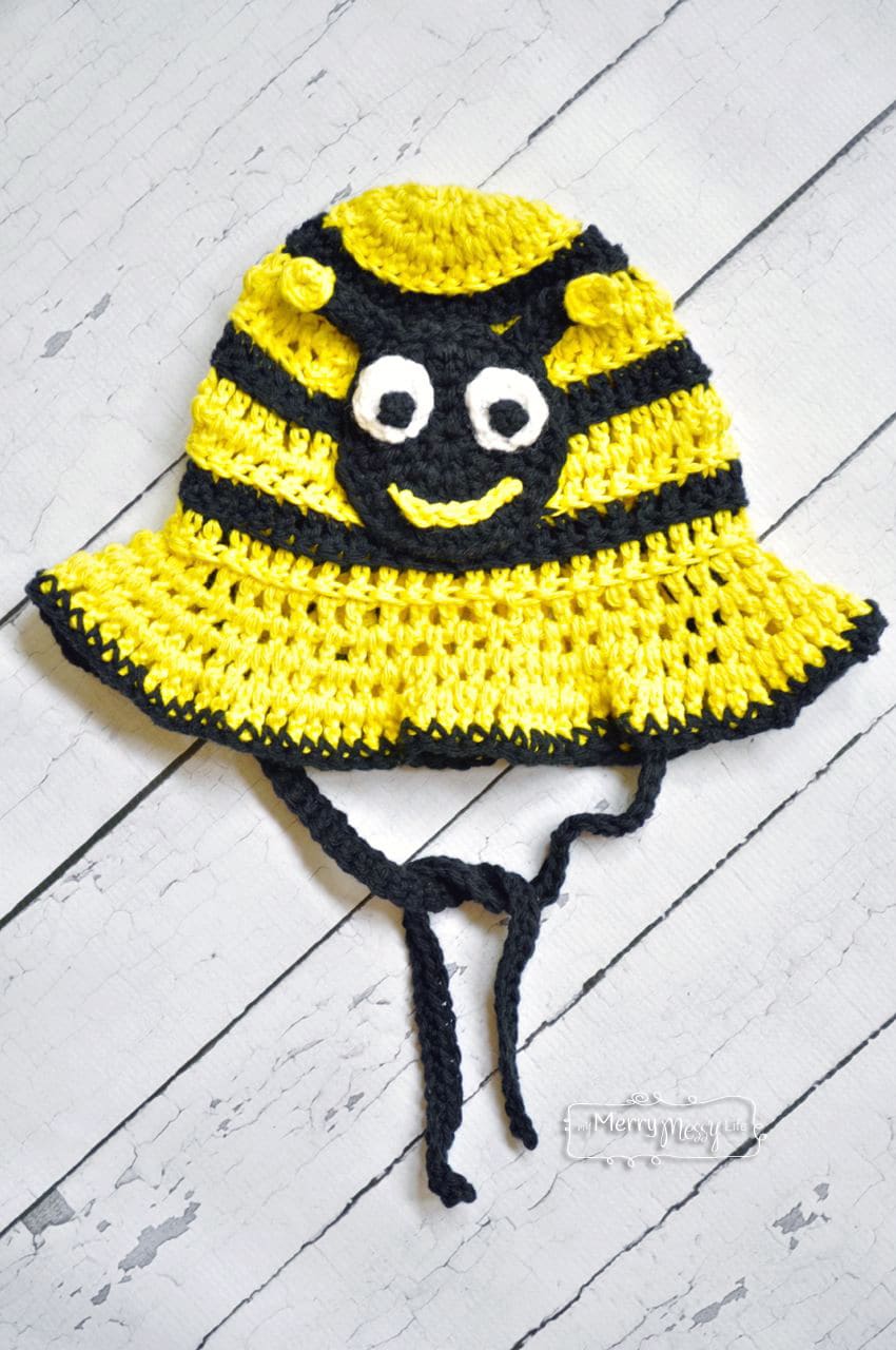 Free crochet bumblebee sun hat pattern for you in all sizes, from newborn to adult