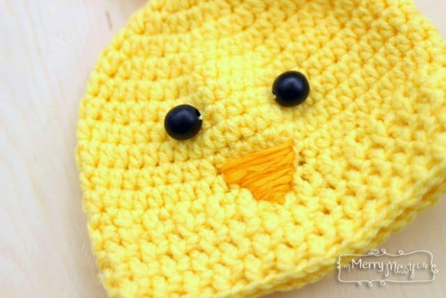 Free Crochet Pattern for a Chick Hat - Close up of the stitching detail