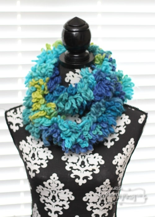 Fluffy Boa Scarf – Free Crochet Pattern