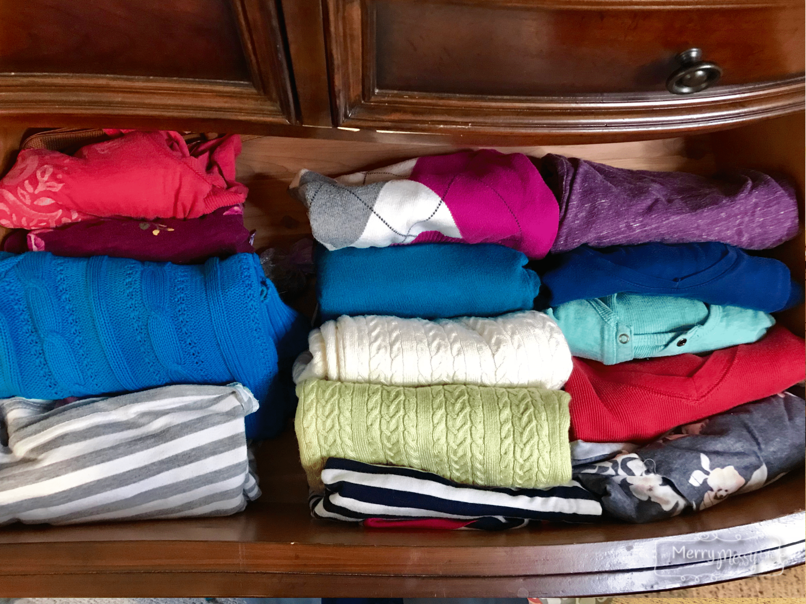 The Marie Kondo way of folding is brilliant! 