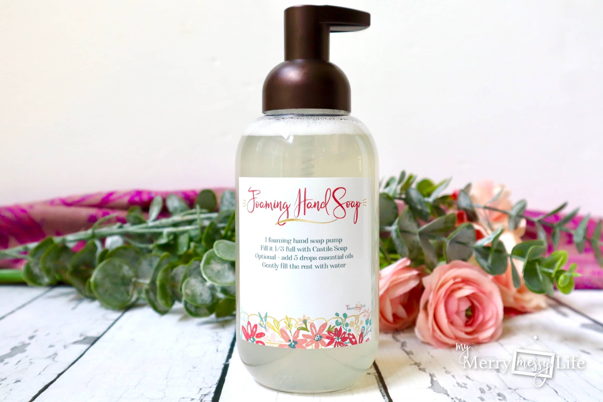 Foaming Hand Soap Recipe - All natural and moisturizing with vitamin E oil and essential oils