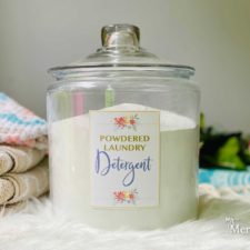 DIY Natural Powdered Laundry Detergent-image
