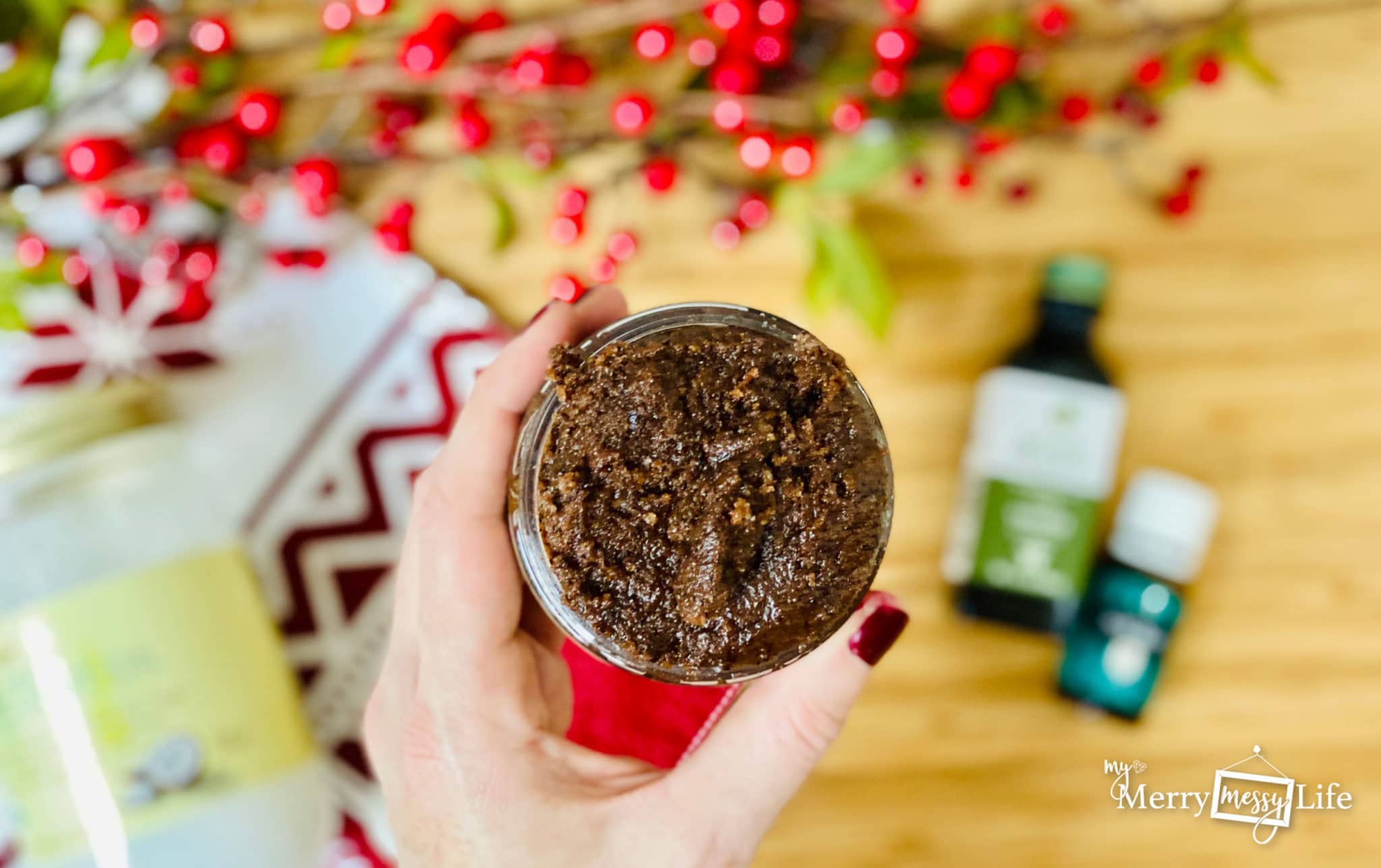 Natural Peppermint Mocha Sugar Scrub Recipe - so pretty you might want to eat it!